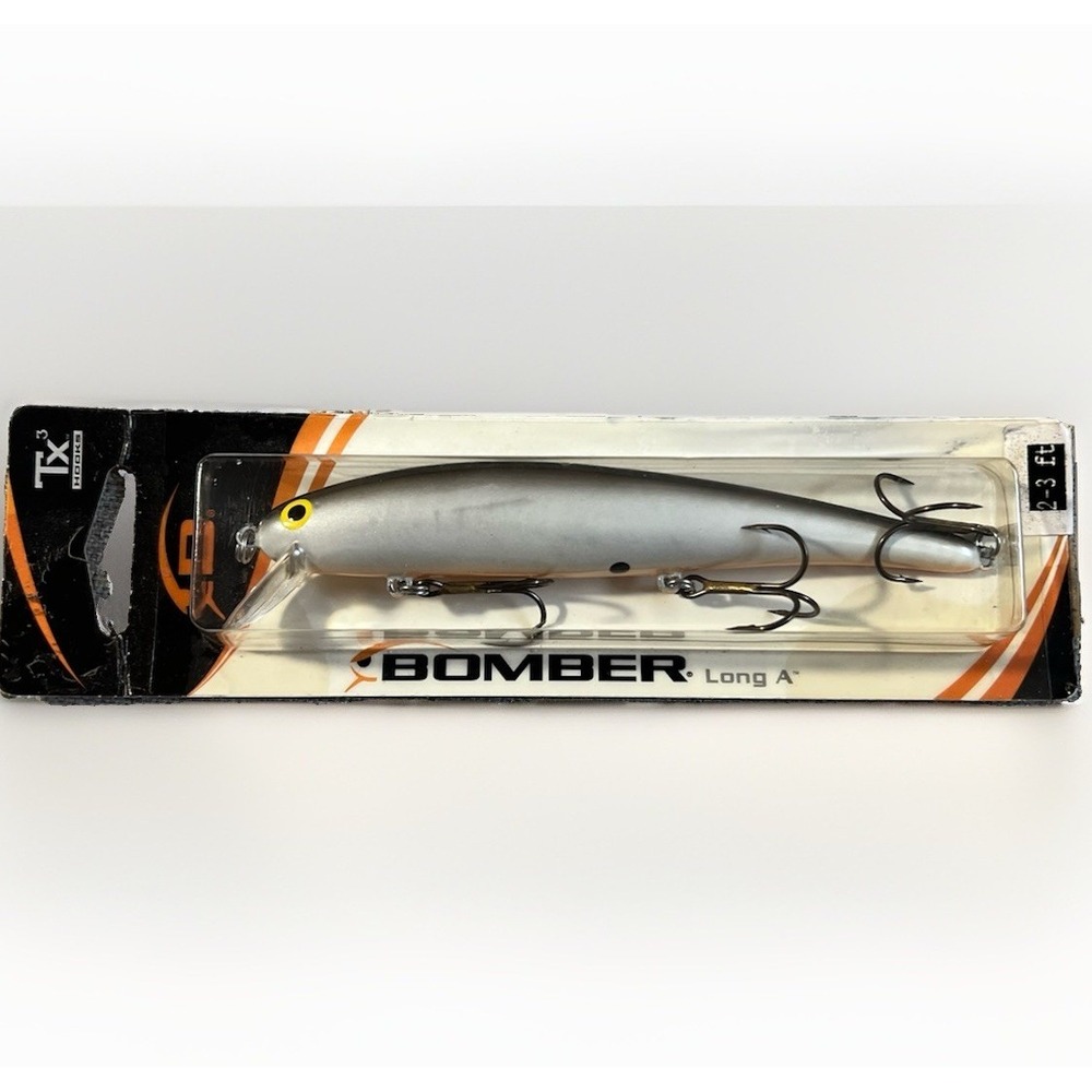 Bomber Long A B15A-PBO 4.5" 1/2 Oz Fishing Lure NIP Pearl Black Back